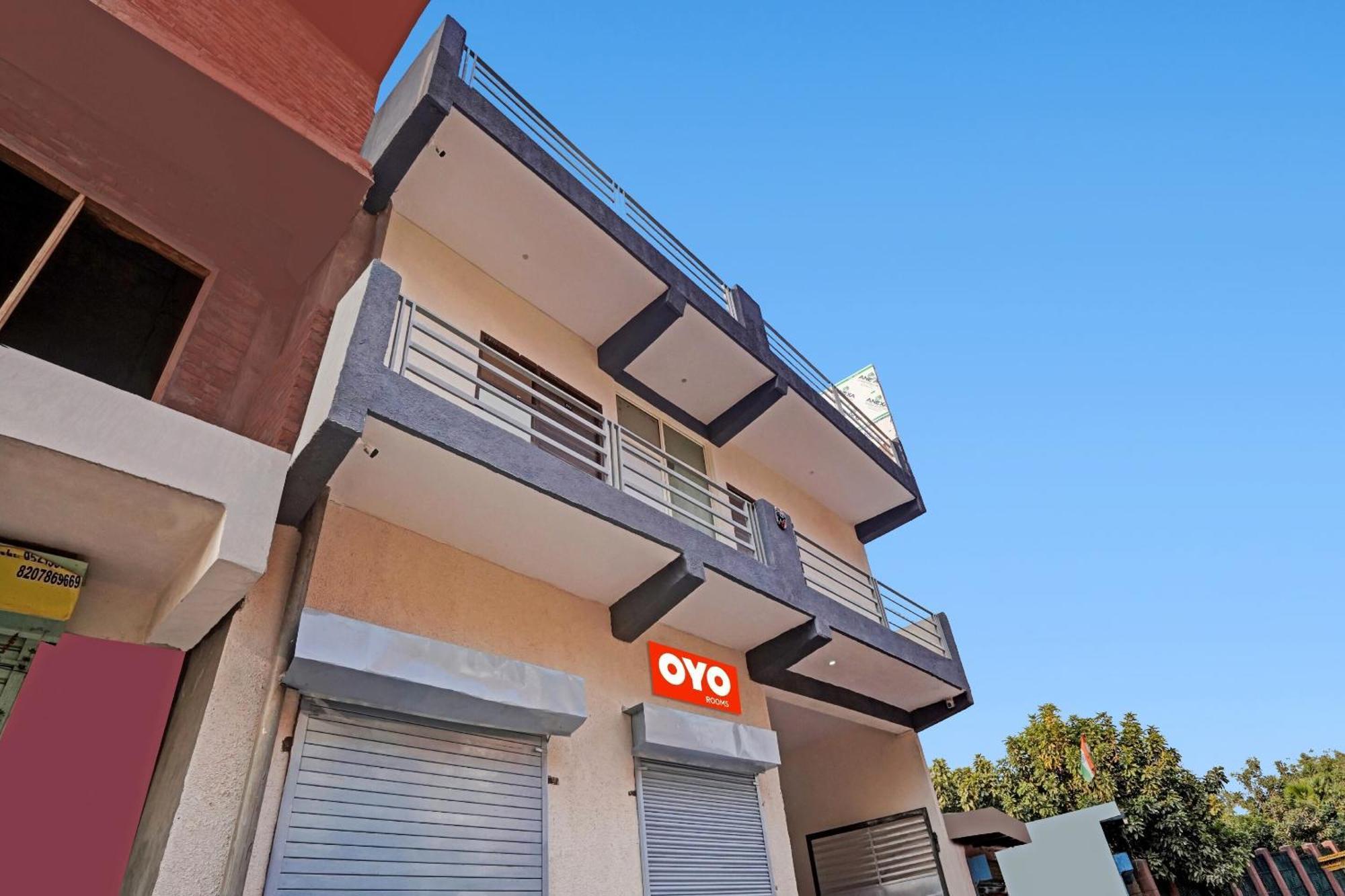 Hotel O Avs Hotel & Restaurant Ноида Екстериор снимка